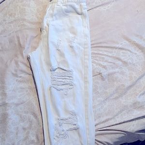 SHEIN Size 5 Woman’s High Waisted Ripped Jeans (NWOT)